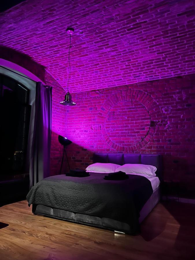 Loft Apartment By Letrent Zyrardow Bagian luar foto
