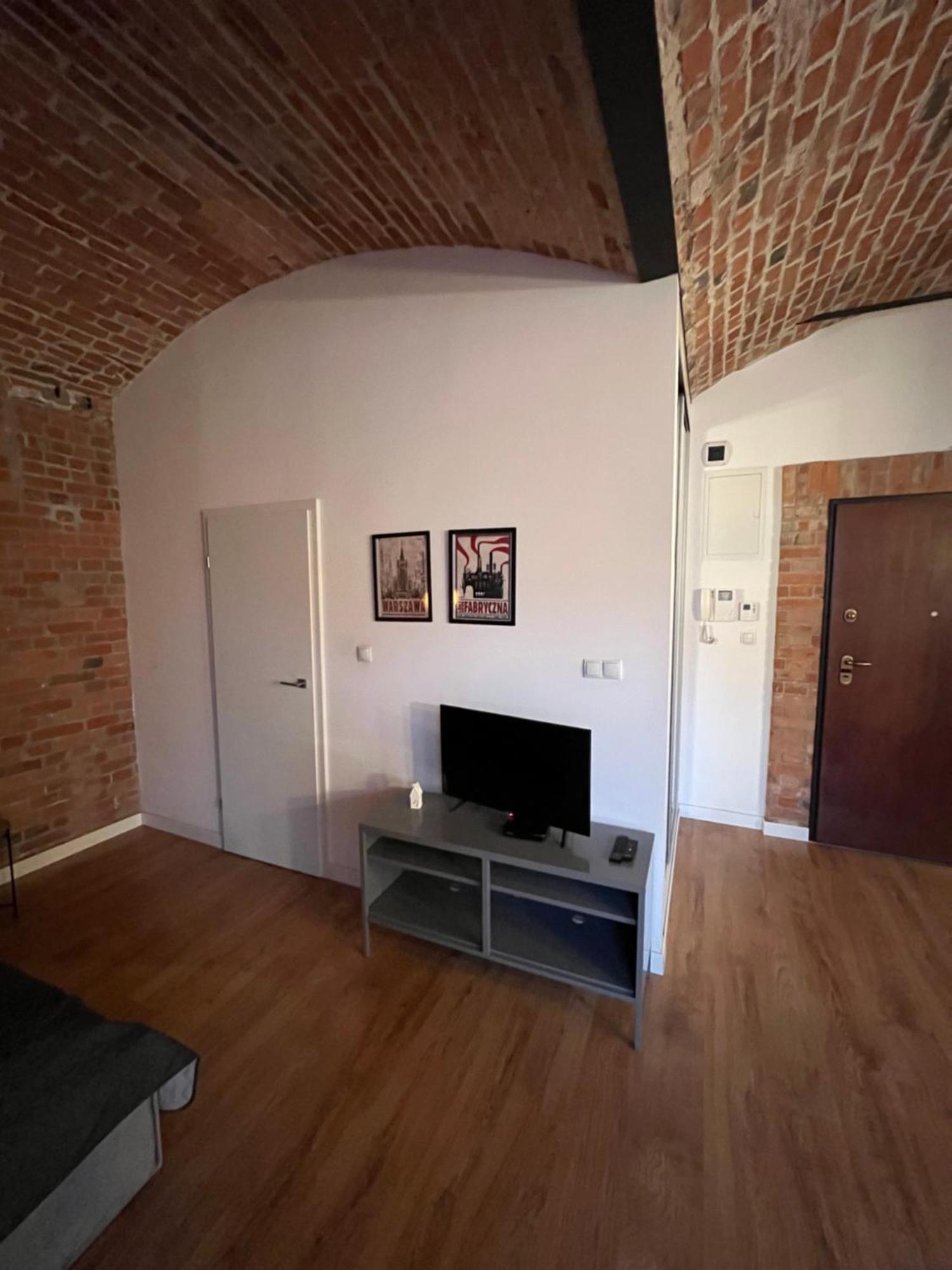 Loft Apartment By Letrent Zyrardow Bagian luar foto