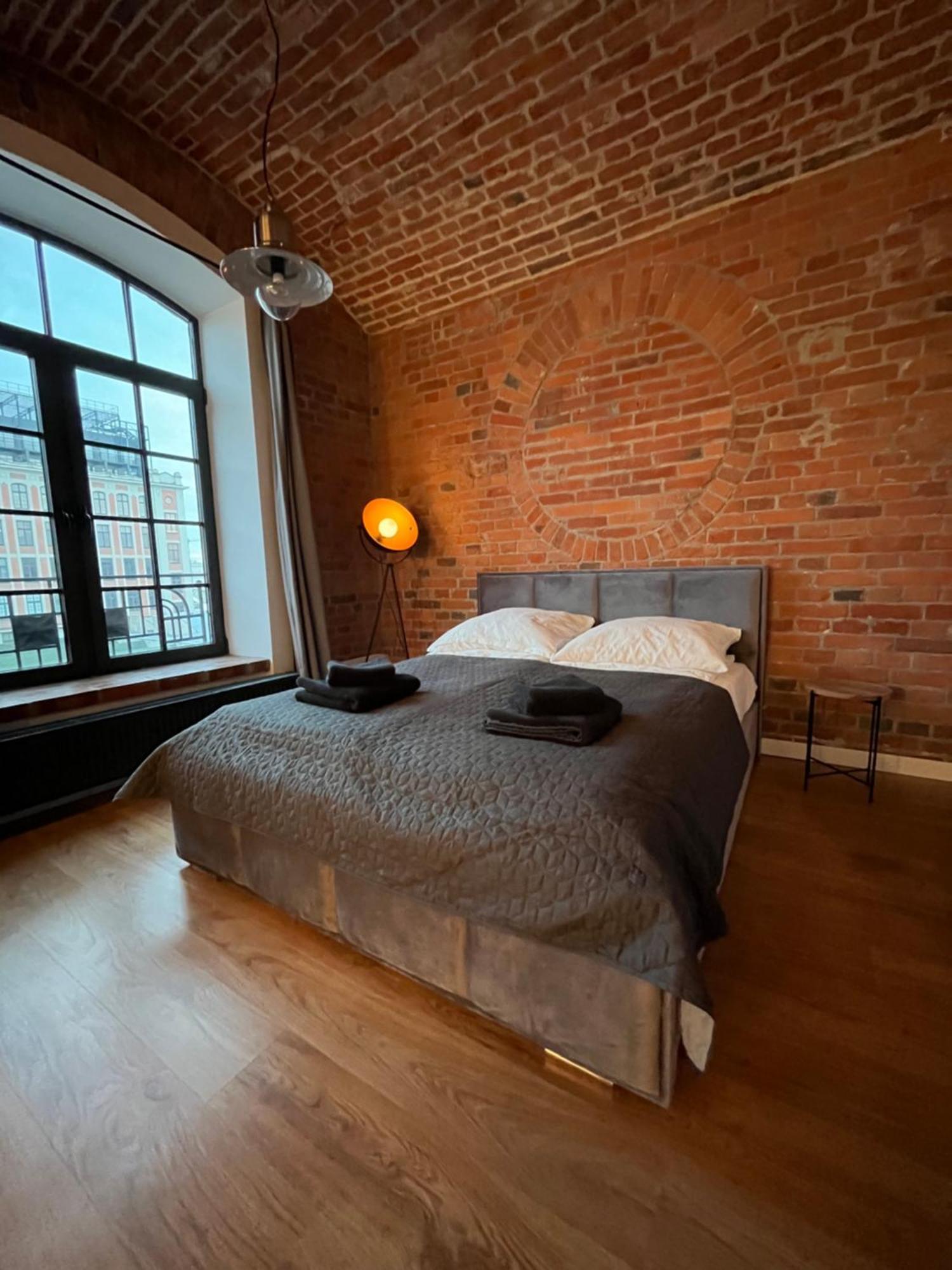 Loft Apartment By Letrent Zyrardow Bagian luar foto